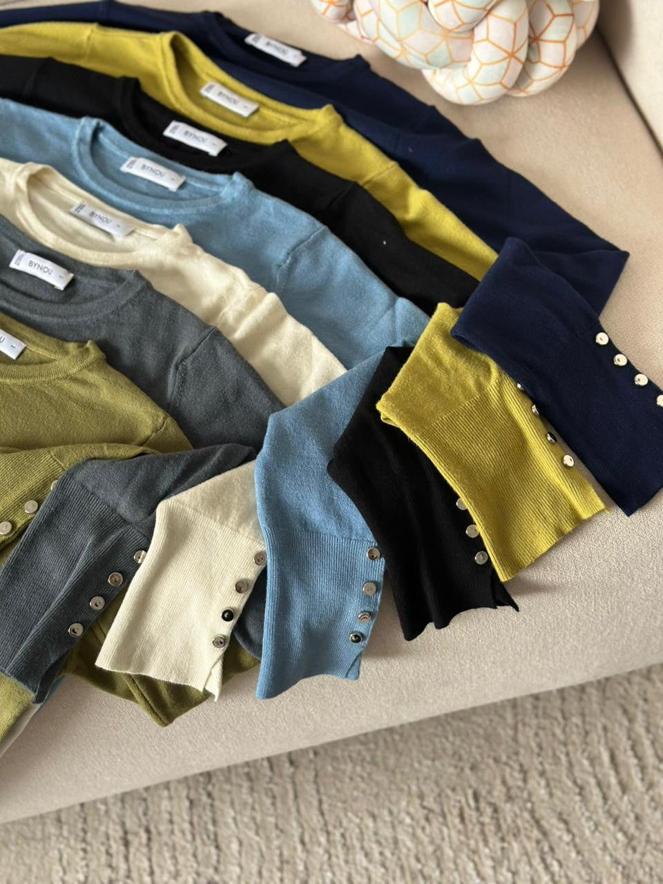Pull Rayen Noir