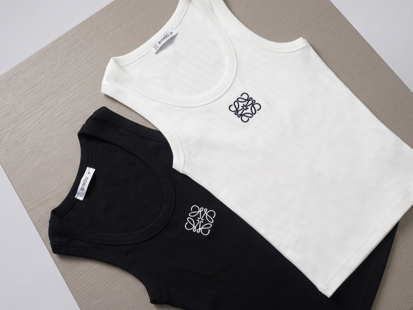 Top Low Noir / Blanc
